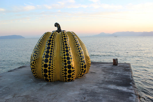 yayoi kusama pumpkin sculpture